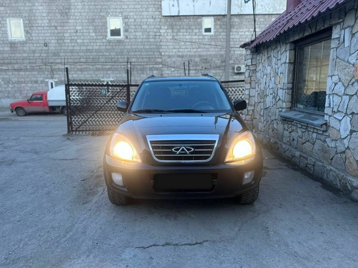 Chery Tiggo (T11) 2012 года с пробегом. Фото: #4