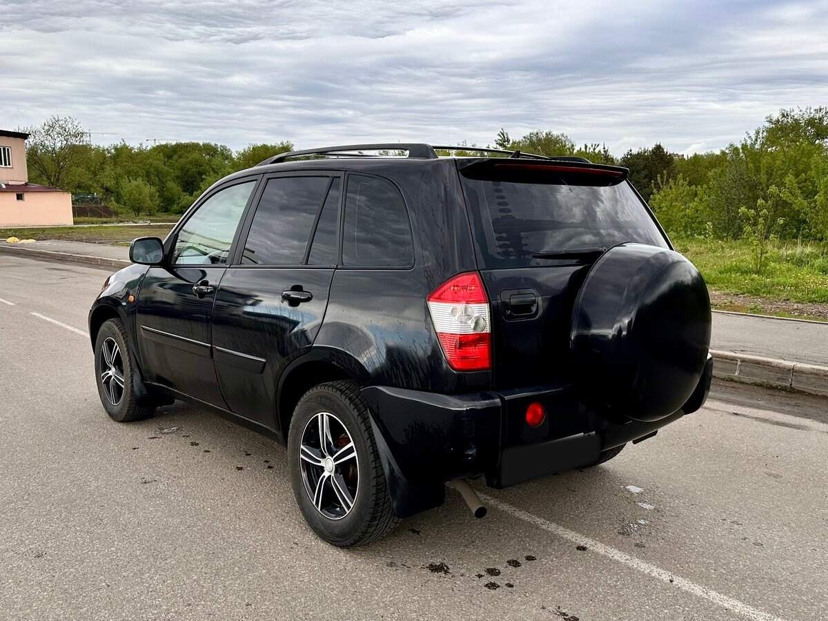 Chery Tiggo (T11) 2009 года с пробегом. Фото: #4