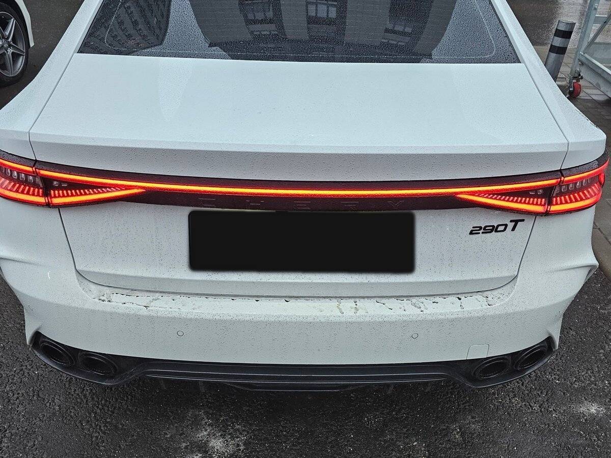 Chery Arrizo 8 2023 года с пробегом. Фото: #4