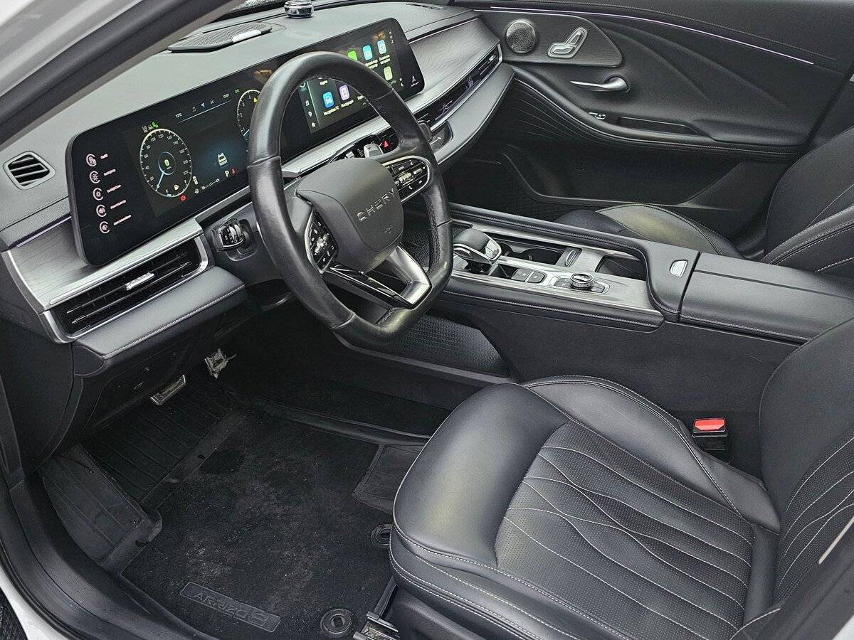 Chery Arrizo 8 2023 года с пробегом. Фото: #6