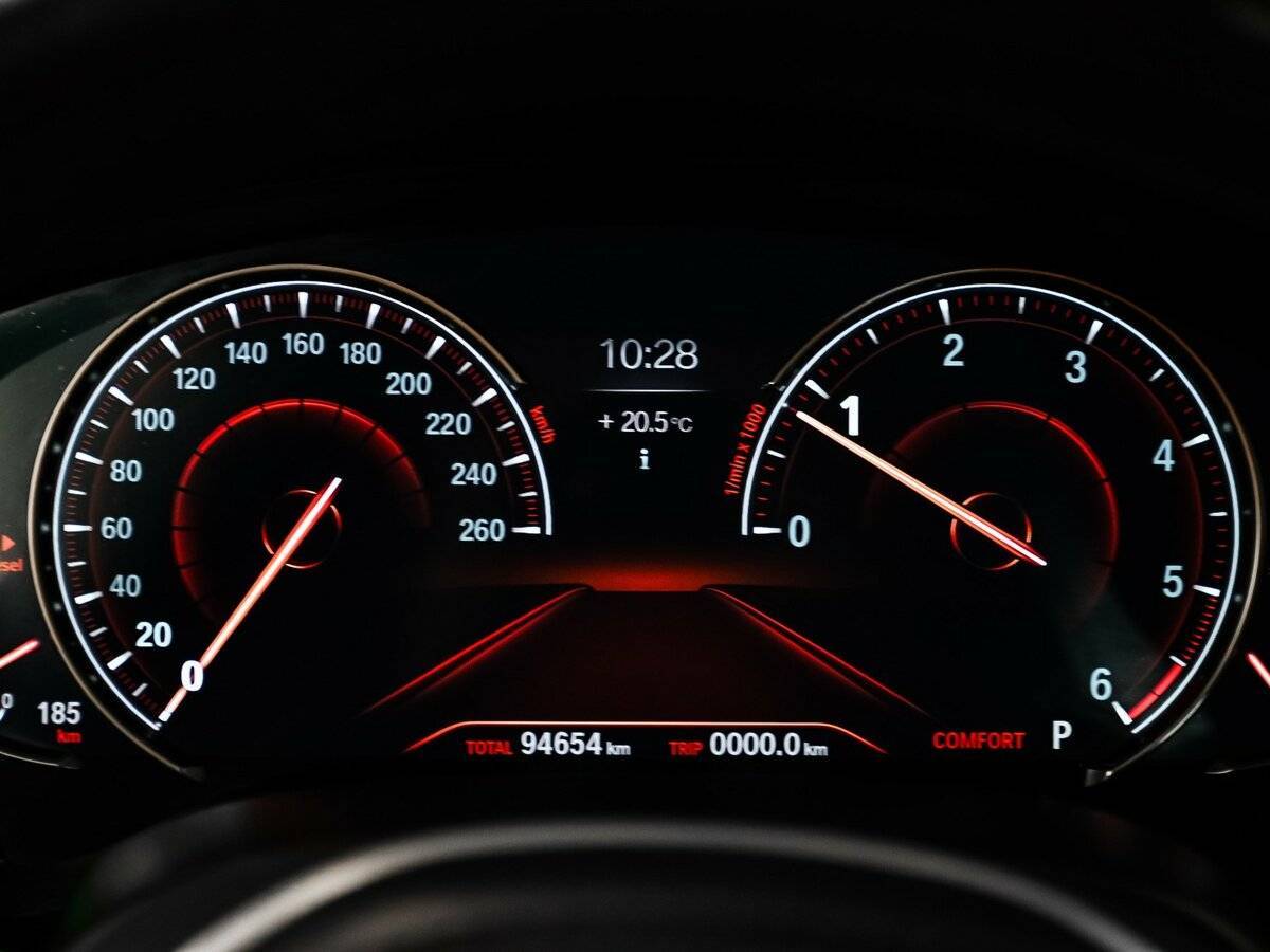 BMW 5 серии 2018 года с пробегом. Фото: #8