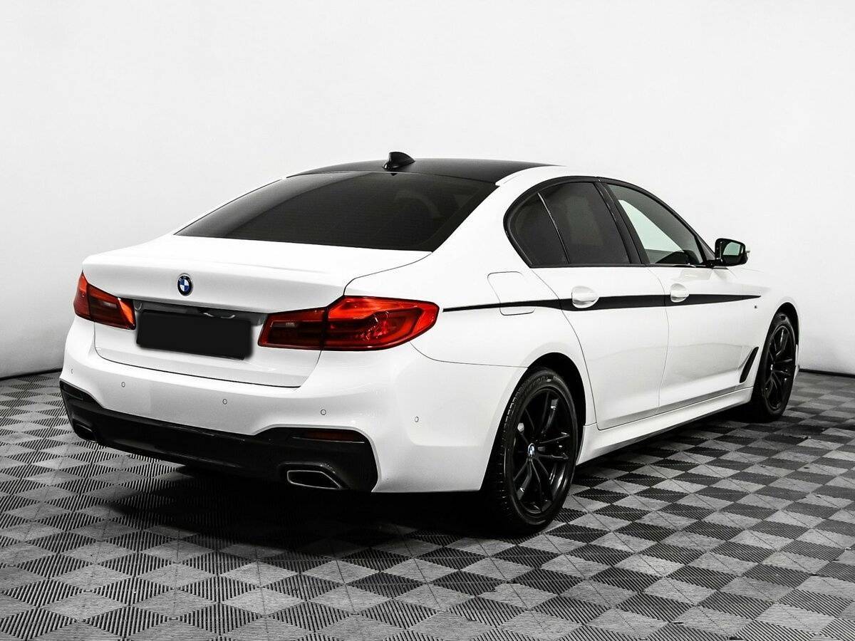 BMW 5 серии 2020 года с пробегом. Фото: #1