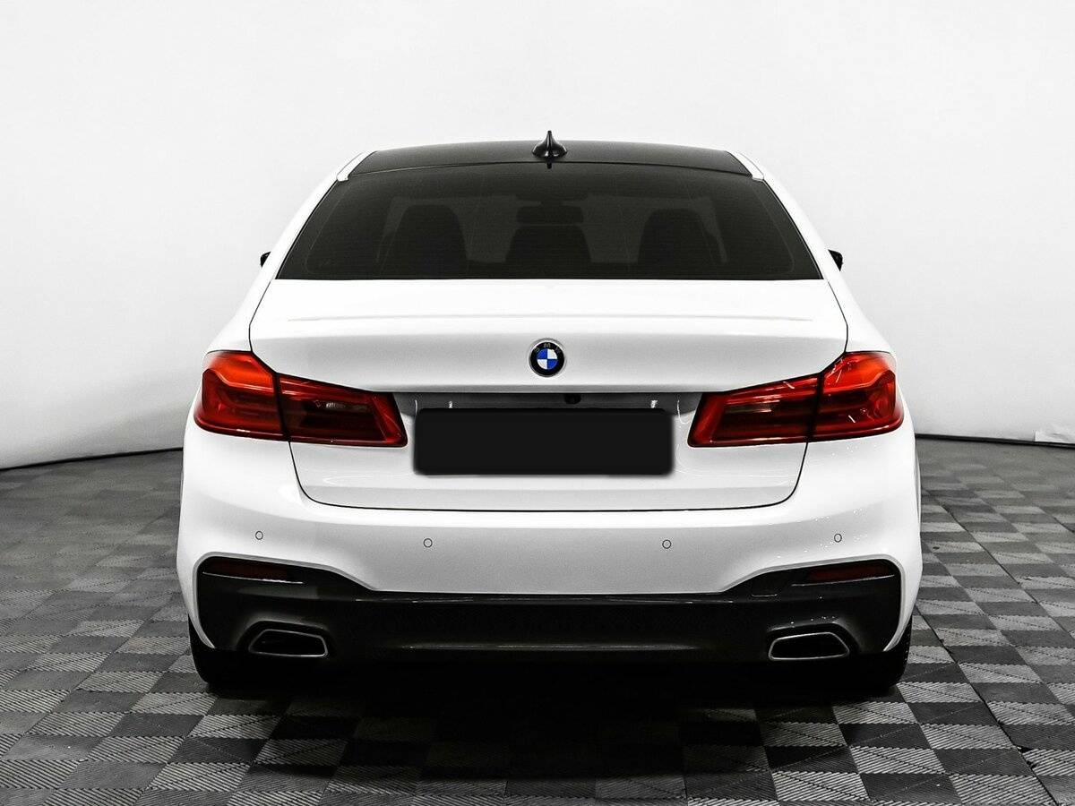 BMW 5 серии 2020 года с пробегом. Фото: #2