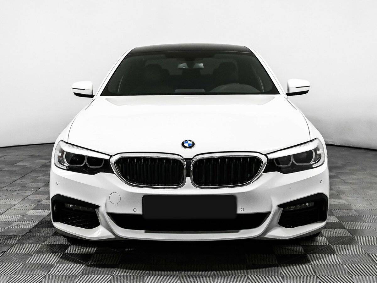 BMW 5 серии 2020 года с пробегом. Фото: #3