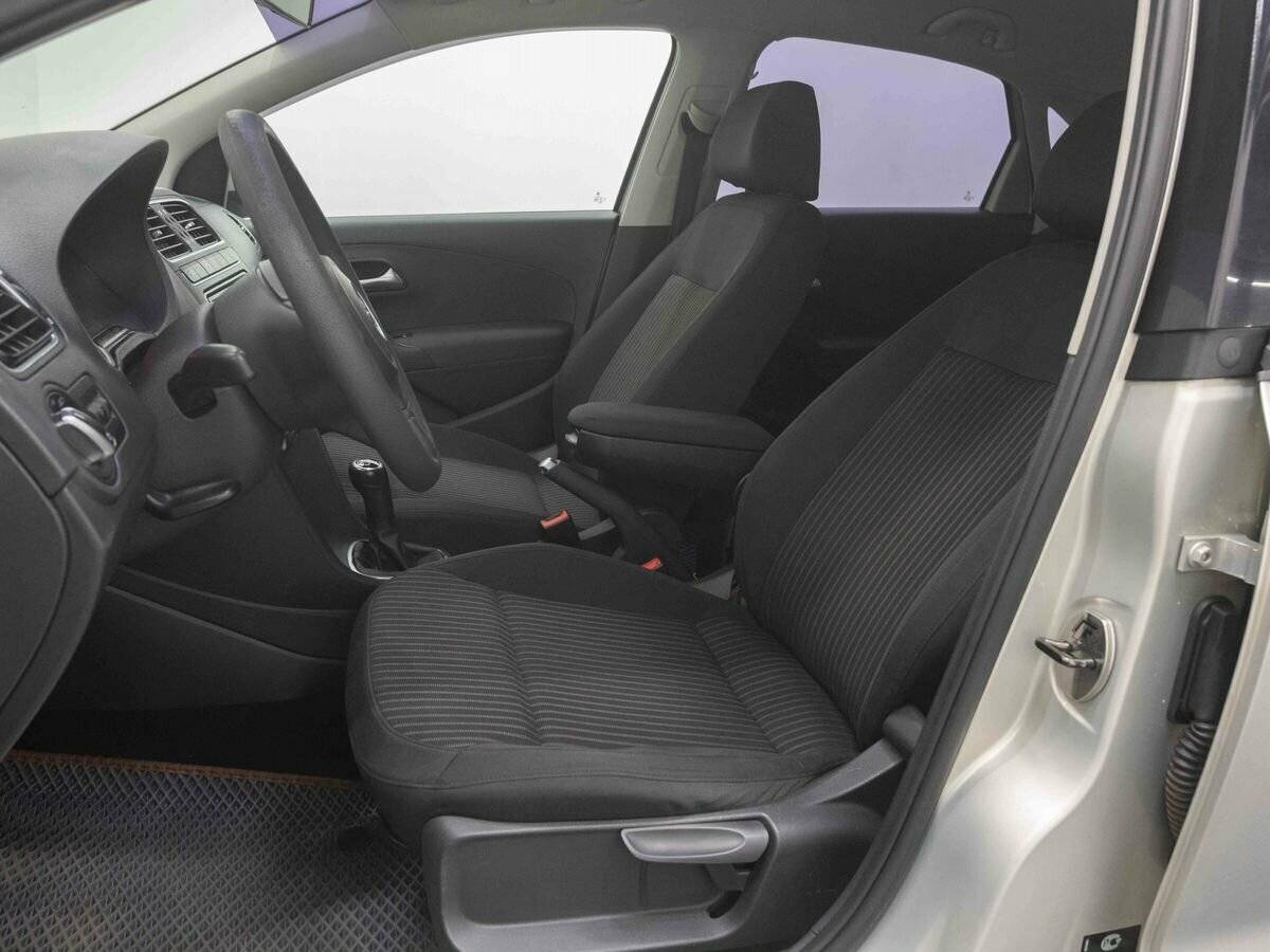 Volkswagen Polo 2011 года с пробегом. Фото: #7