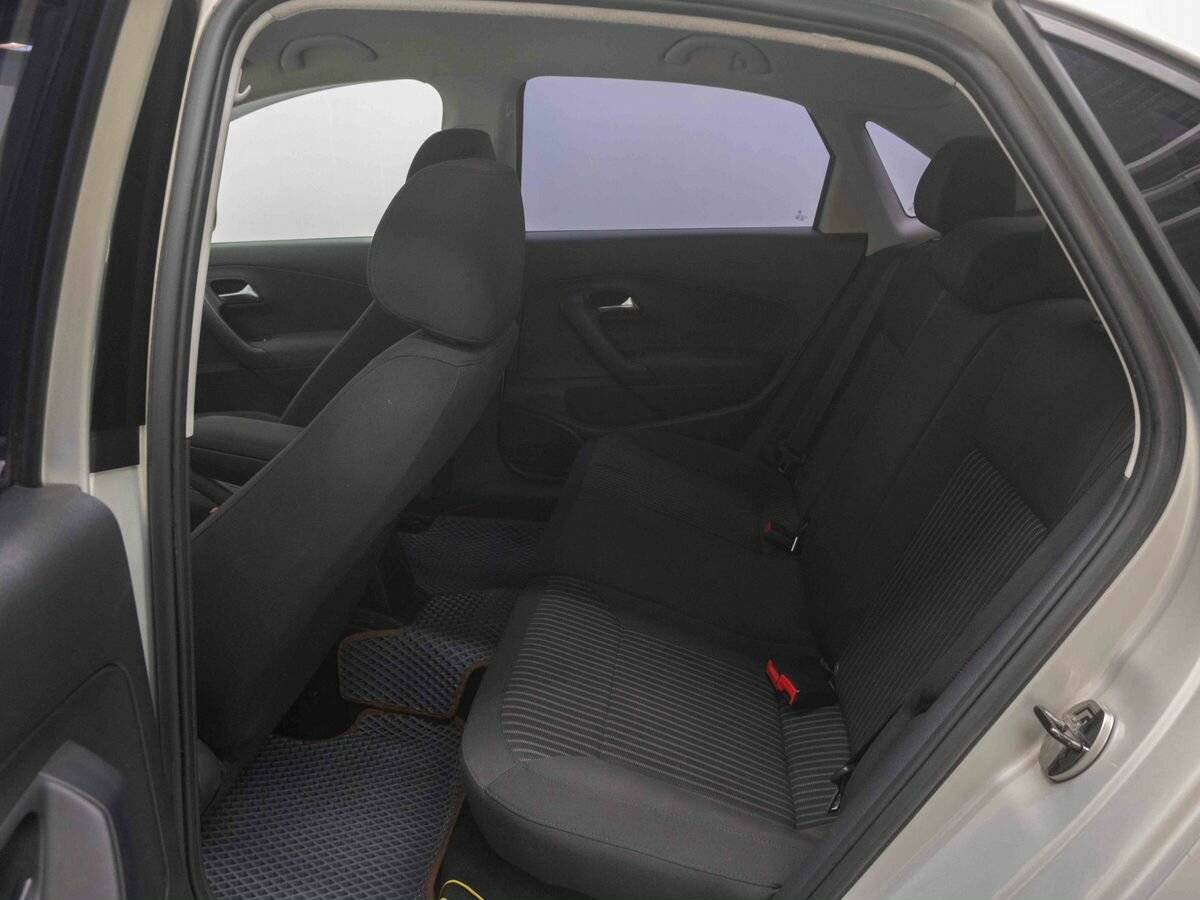 Volkswagen Polo 2011 года с пробегом. Фото: #8