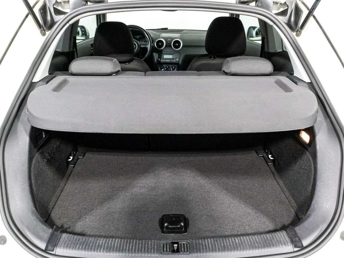 Audi A1 2010 года с пробегом. Фото: #14