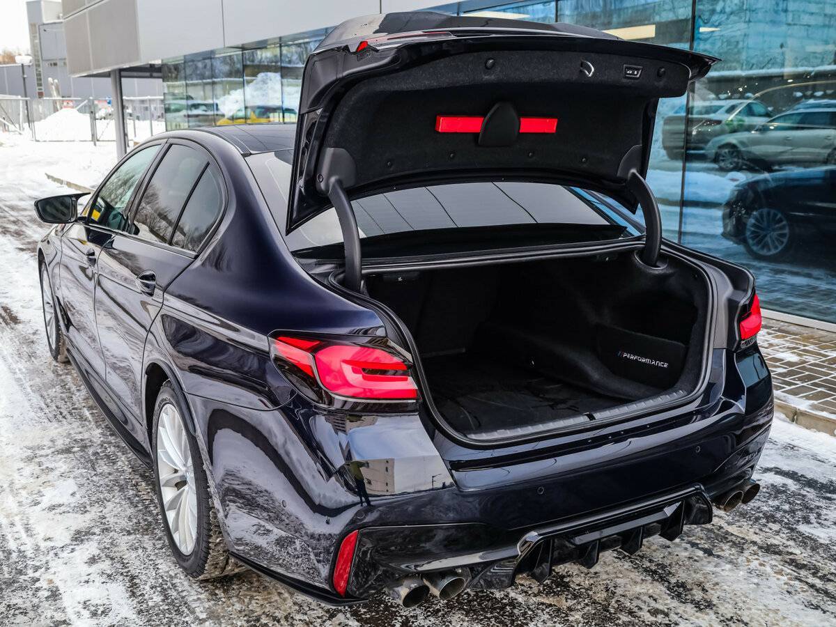 BMW 5 серии 2021 года с пробегом. Фото: #8