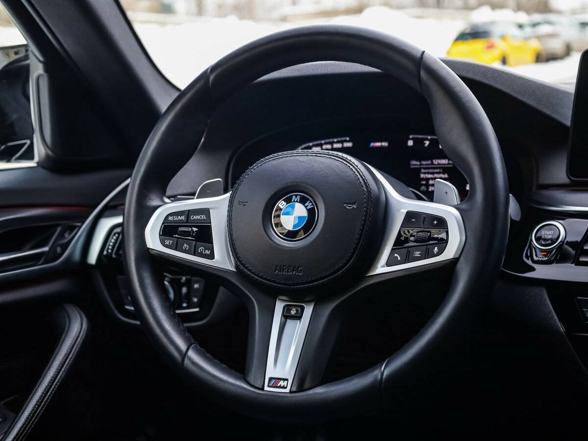 BMW 5 серии 2021 года с пробегом. Фото: #15