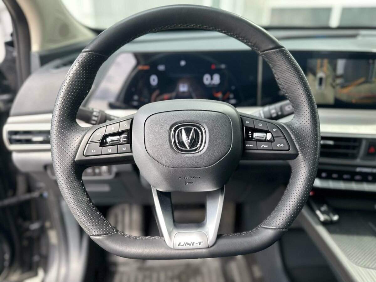 Changan UNI-T 2024 года с пробегом. Фото: #9