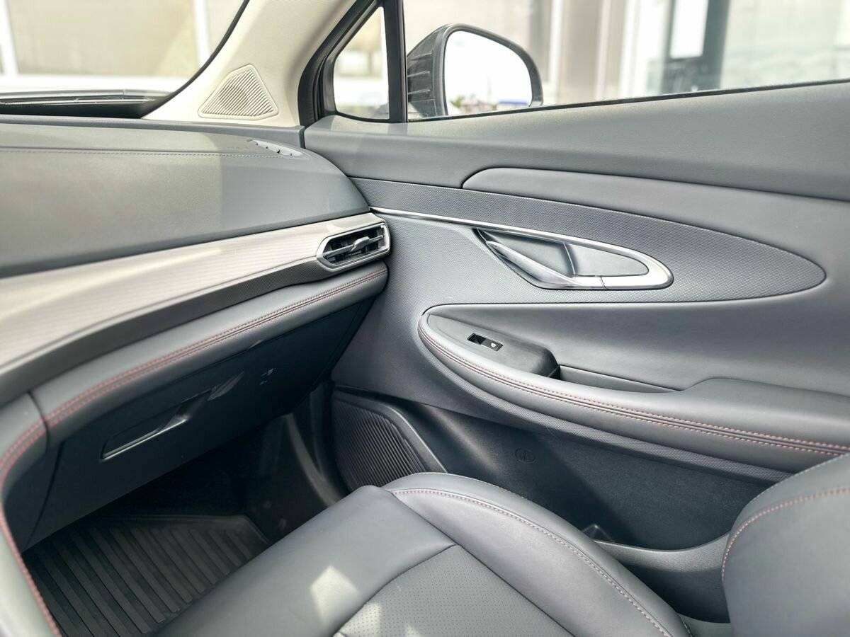 Changan UNI-T 2024 года с пробегом. Фото: #16