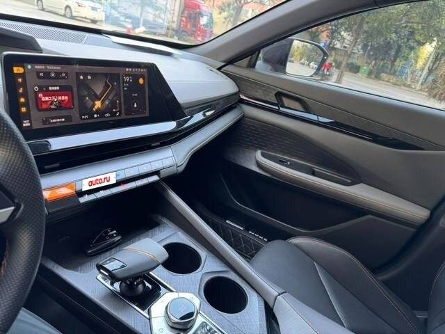 Changan UNI-V 2022 года с пробегом. Фото: #11