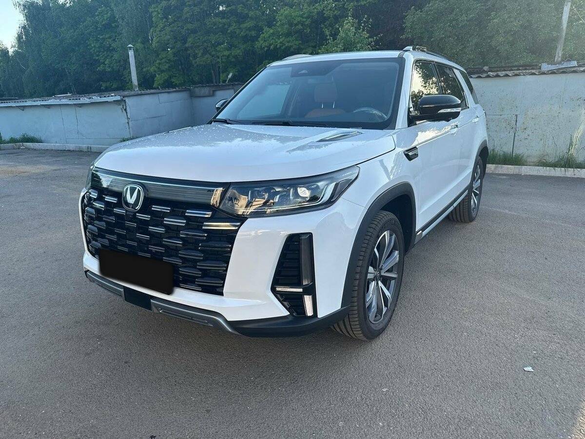 Changan CS95 2023 года с пробегом. Фото: #2