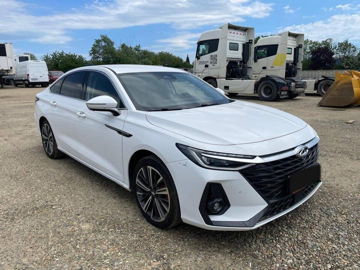 Chery Arrizo 8 2023 года с пробегом. Фото: #1