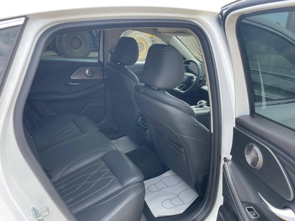 Chery Arrizo 8 2023 года с пробегом. Фото: #13