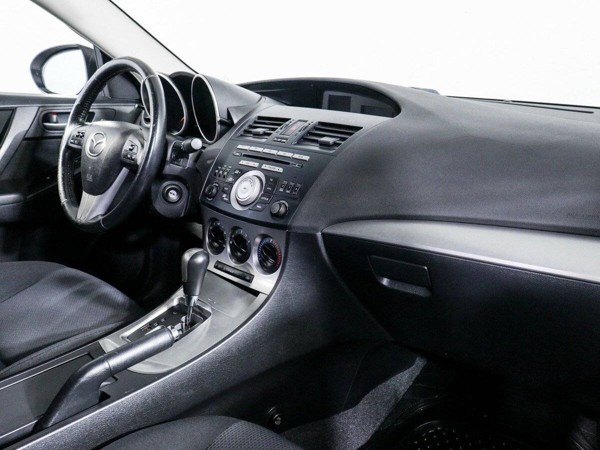 Mazda 3 2011 года с пробегом. Фото: #8