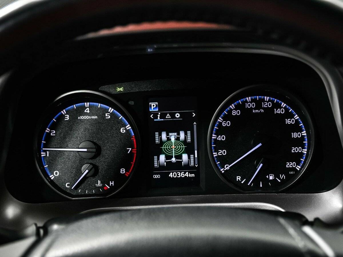 Toyota RAV4 2019 года с пробегом. Фото: #9