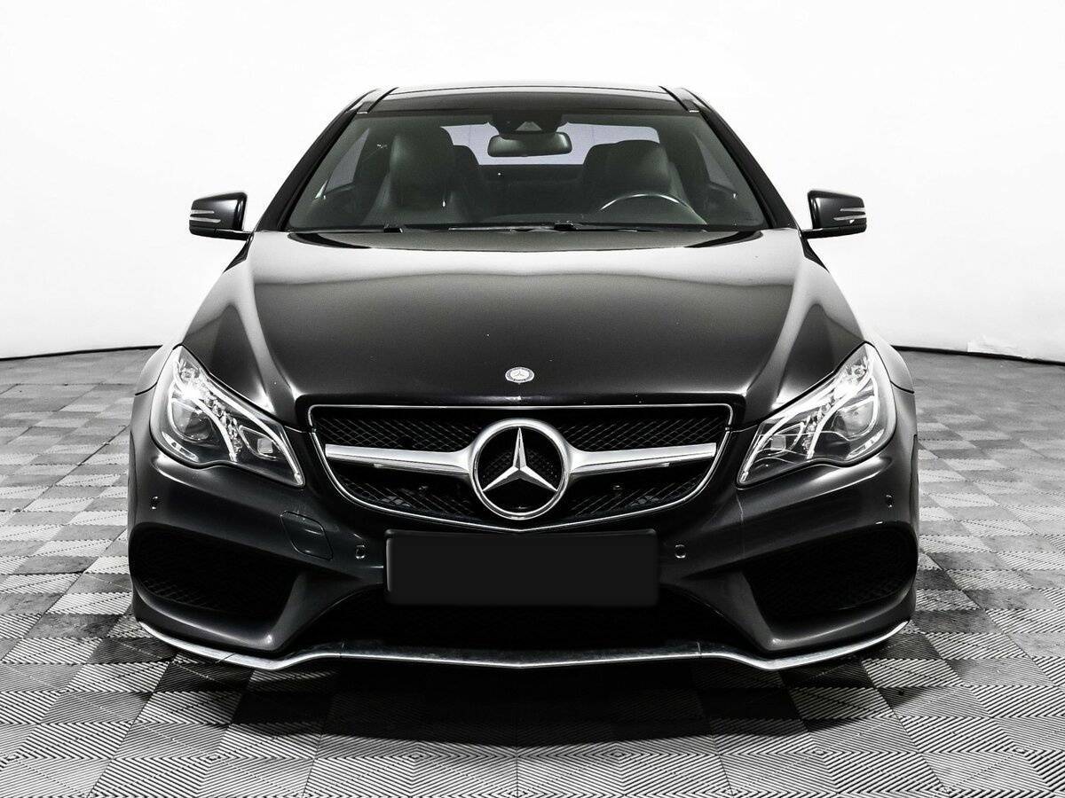 Mercedes-Benz E-Класс 2013 года с пробегом. Фото: #1