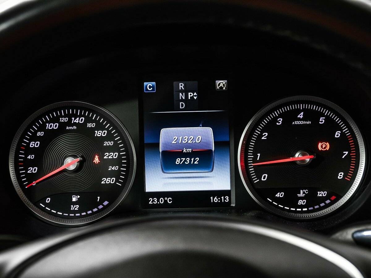 Mercedes-Benz GLC 2016 года с пробегом. Фото: #9