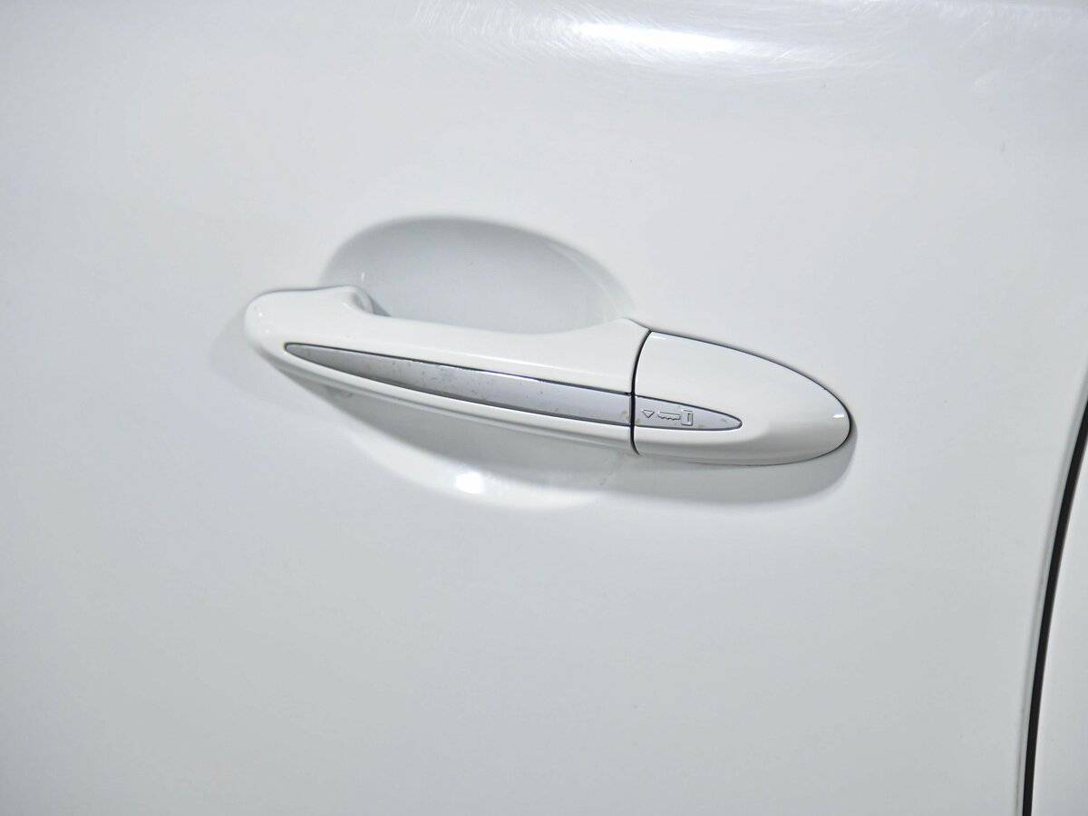 Jaguar XJ 2016 года с пробегом. Фото: #23