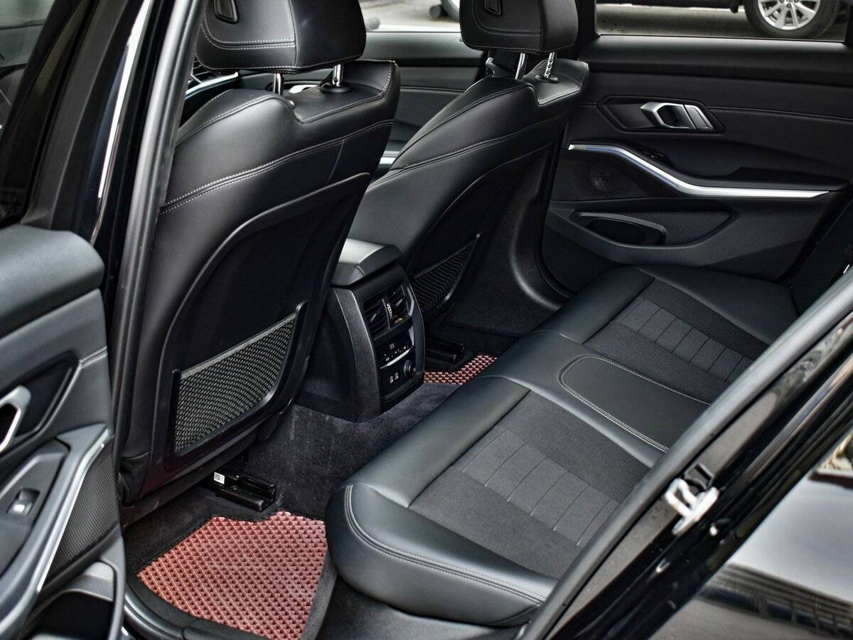 BMW 3 серии 2020 года с пробегом. Фото: #12