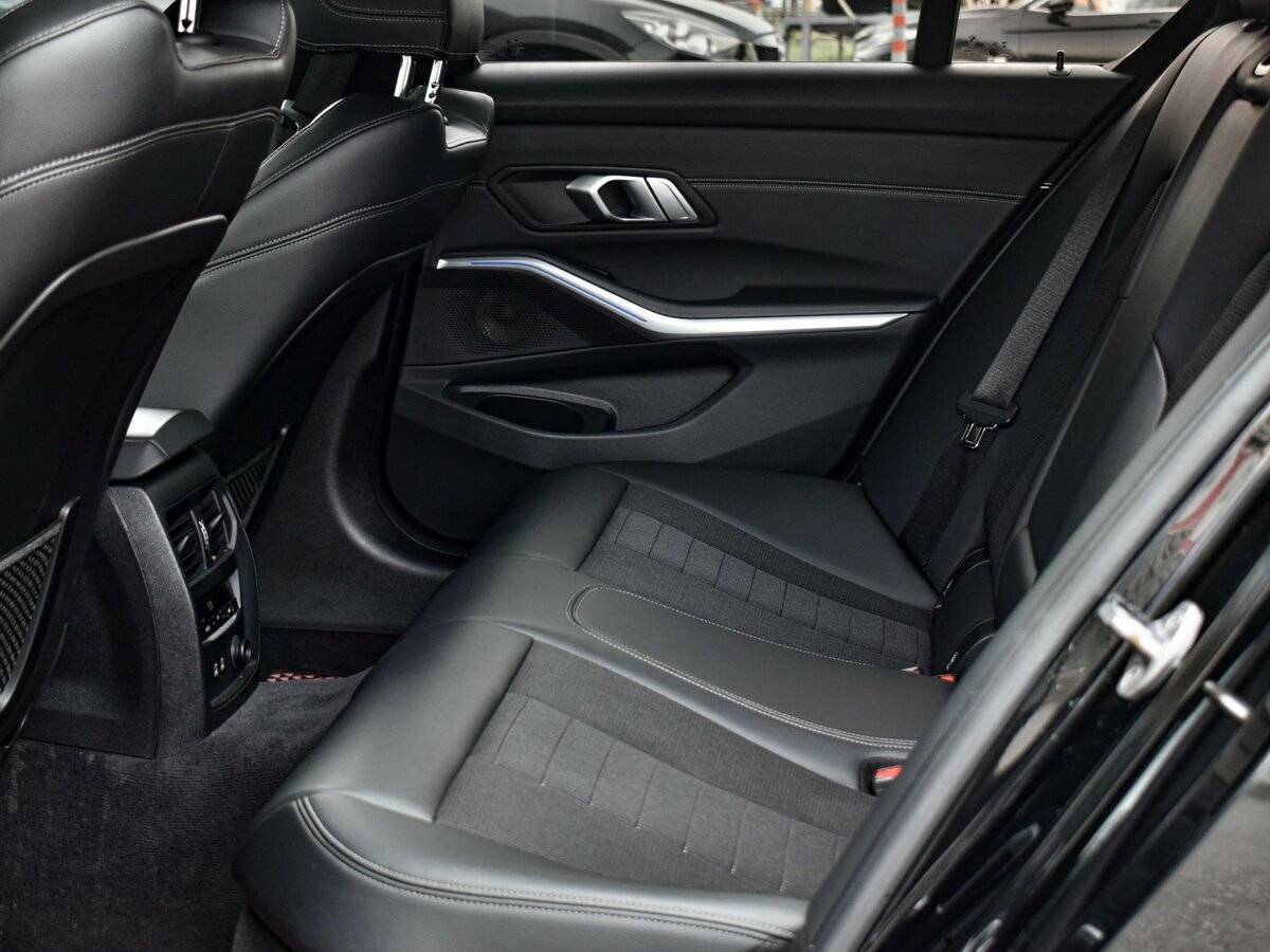 BMW 3 серии 2020 года с пробегом. Фото: #13