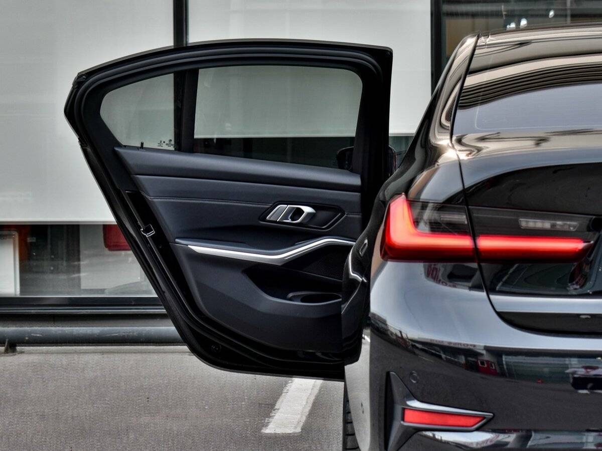 BMW 3 серии 2020 года с пробегом. Фото: #14