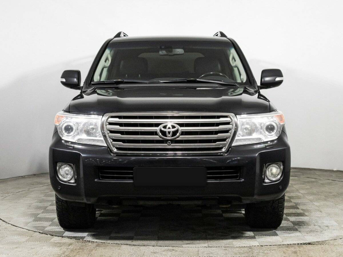 Toyota Land Cruiser 2015 года с пробегом. Фото: #1