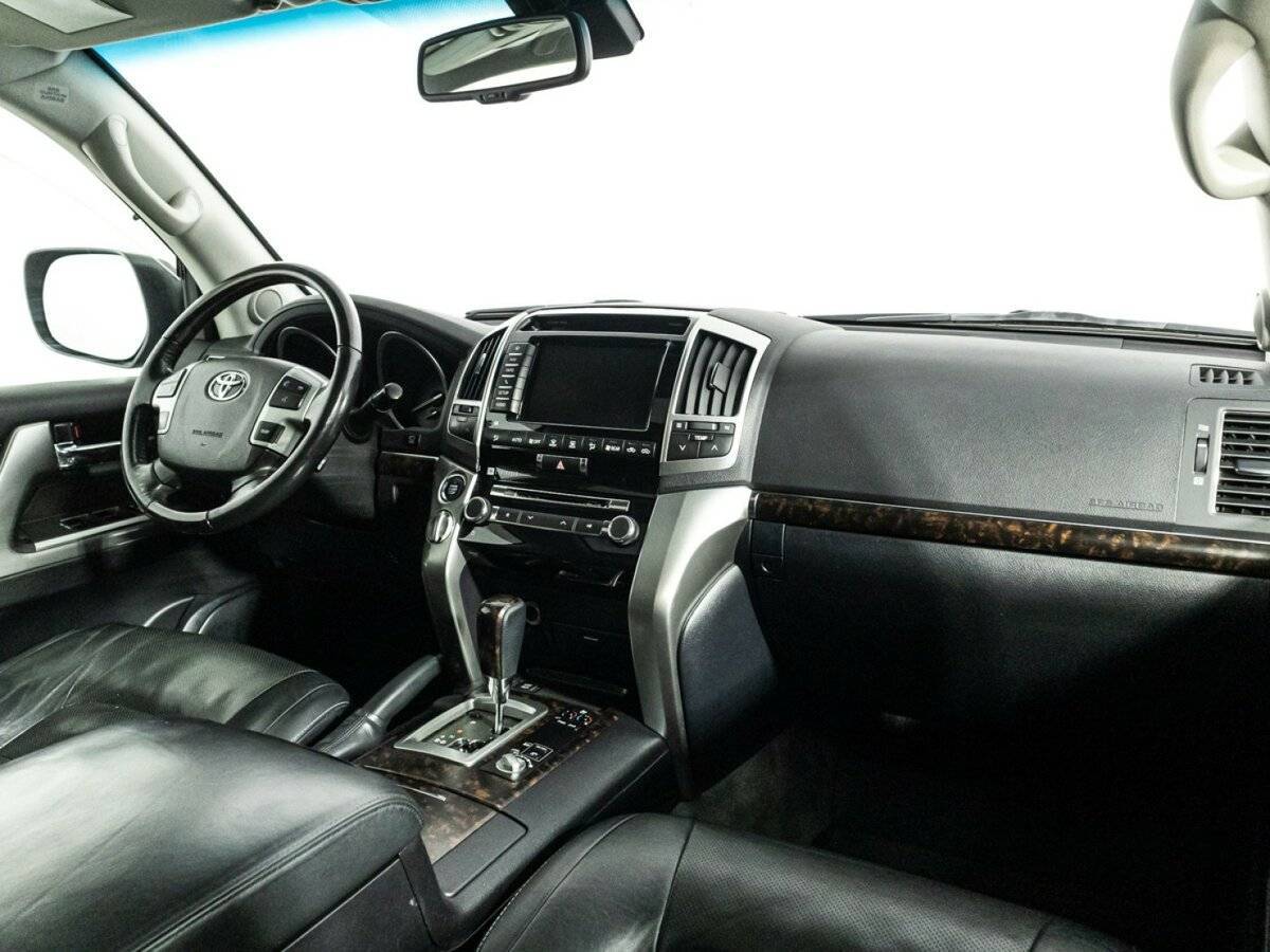 Toyota Land Cruiser 2015 года с пробегом. Фото: #6