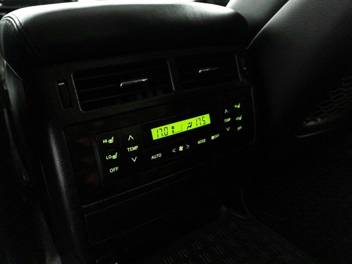 Toyota Land Cruiser 2015 года с пробегом. Фото: #24