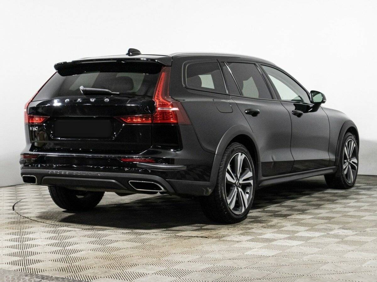 Volvo V60 Cross Country 2019 года с пробегом. Фото: #4