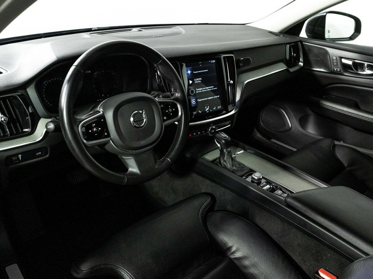 Volvo V60 Cross Country 2019 года с пробегом. Фото: #10