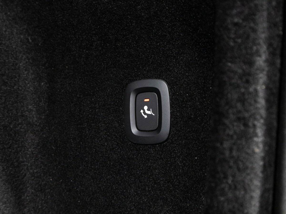 Volvo V60 Cross Country 2019 года с пробегом. Фото: #15