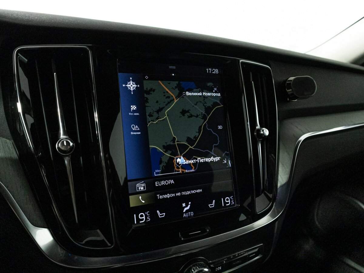 Volvo V60 Cross Country 2019 года с пробегом. Фото: #18