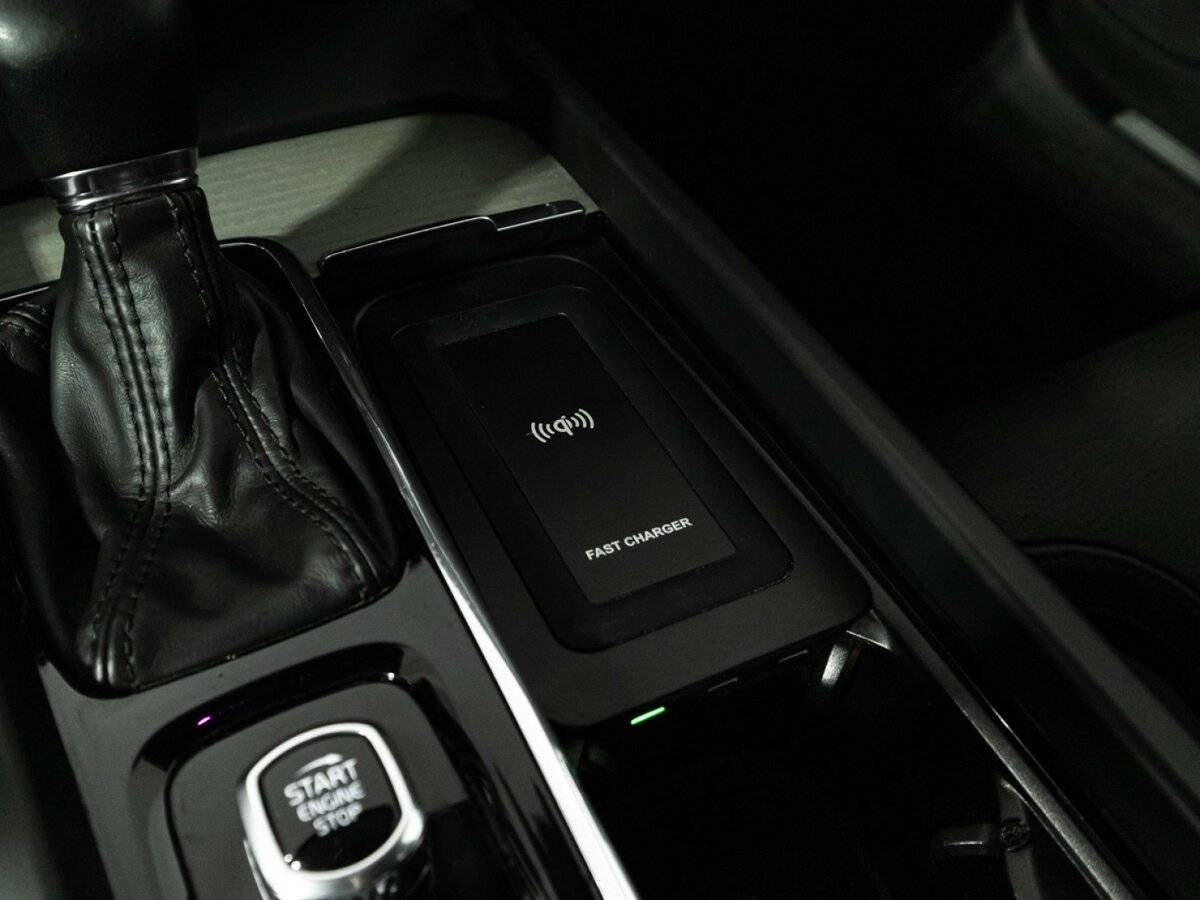 Volvo V60 Cross Country 2019 года с пробегом. Фото: #20