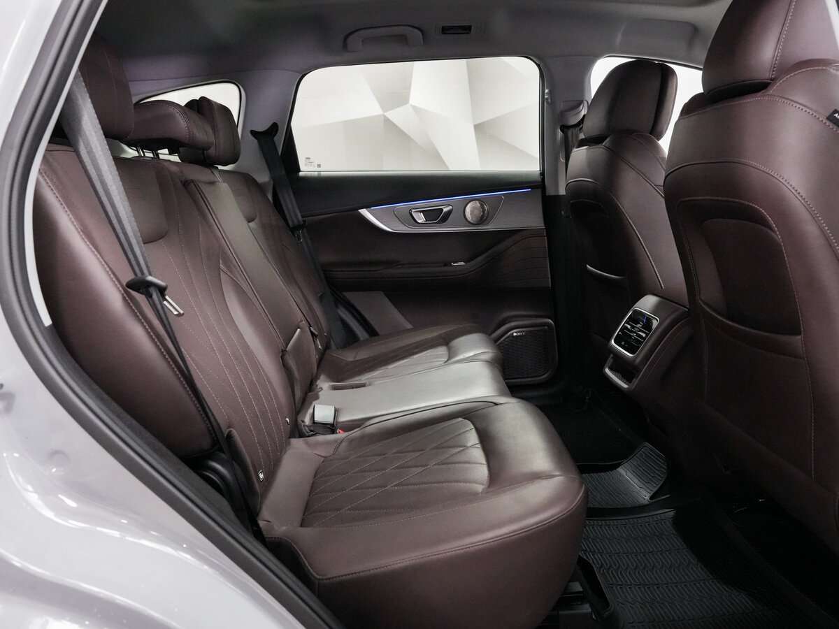 Chery Tiggo 8 Pro Plug-in Hybrid 2023 года с пробегом. Фото: #14