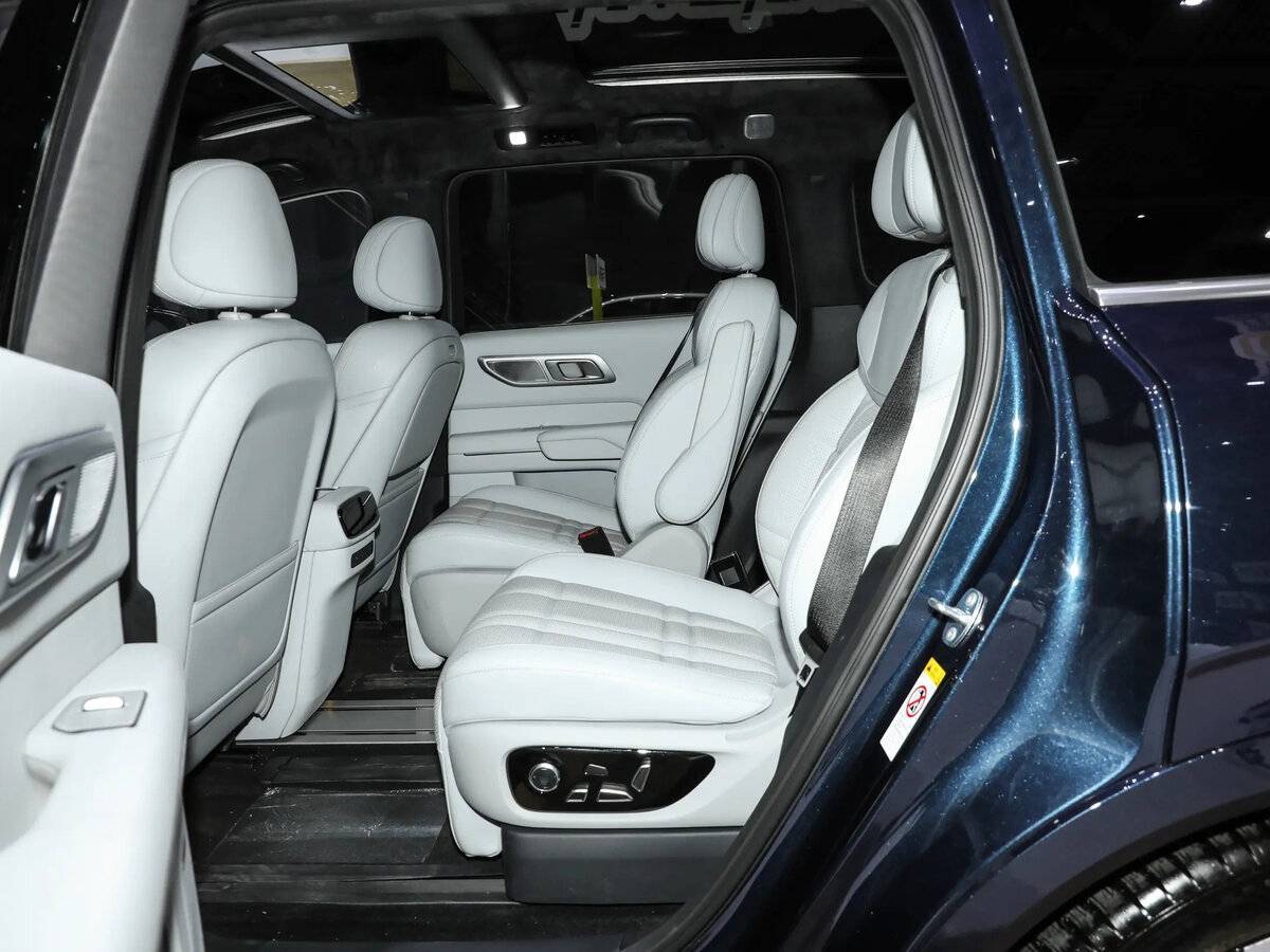 Changan Deepal S09 2025 года с пробегом. Фото: #9