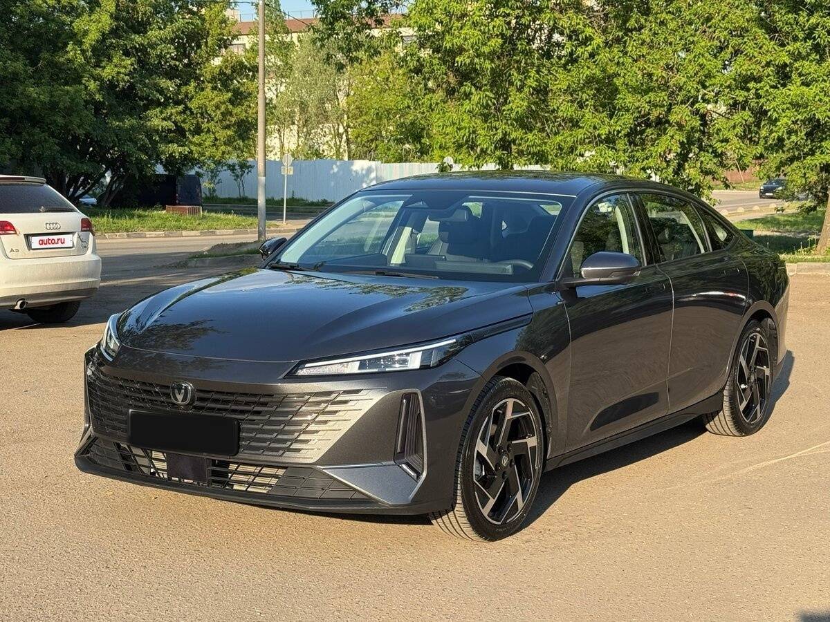 Changan Lamore 2023 года с пробегом. Фото: #38