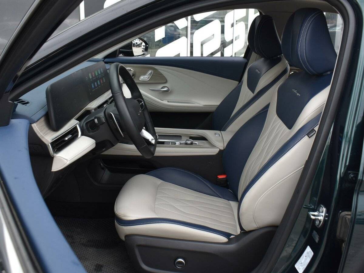 Chery Arrizo 8 2023 года с пробегом. Фото: #9