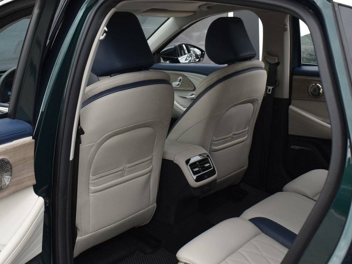 Chery Arrizo 8 2023 года с пробегом. Фото: #10