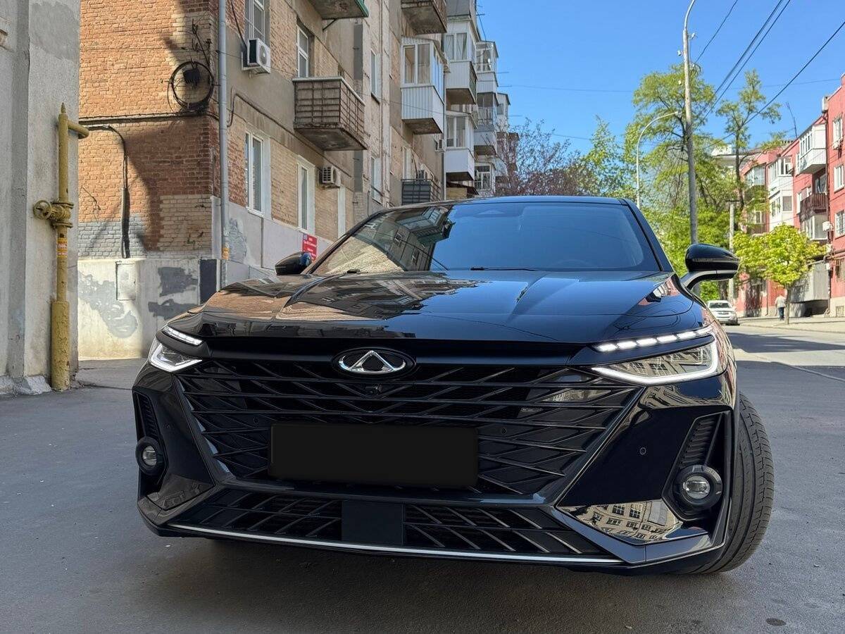 Chery Arrizo 8 2023 года с пробегом. Фото: #1