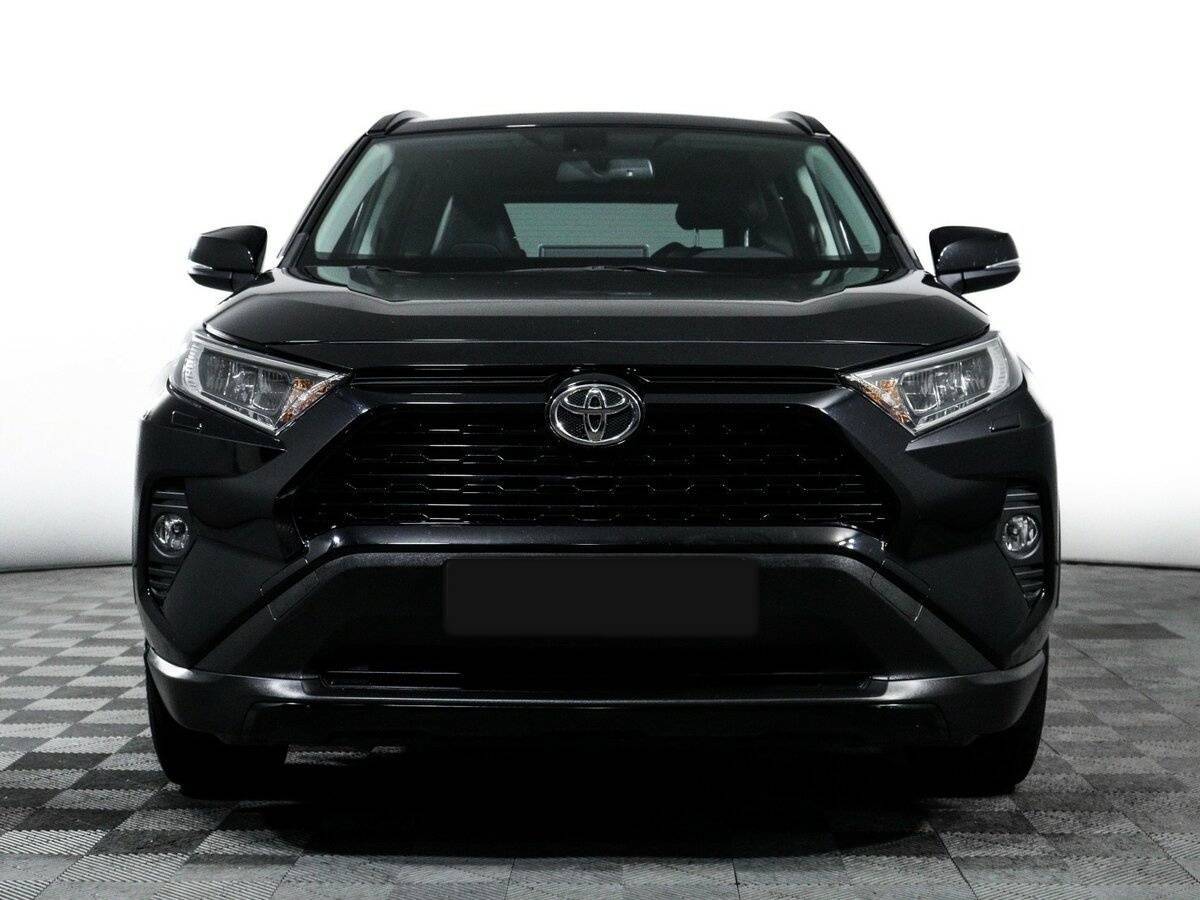 Toyota RAV4 2021 года с пробегом. Фото: #1