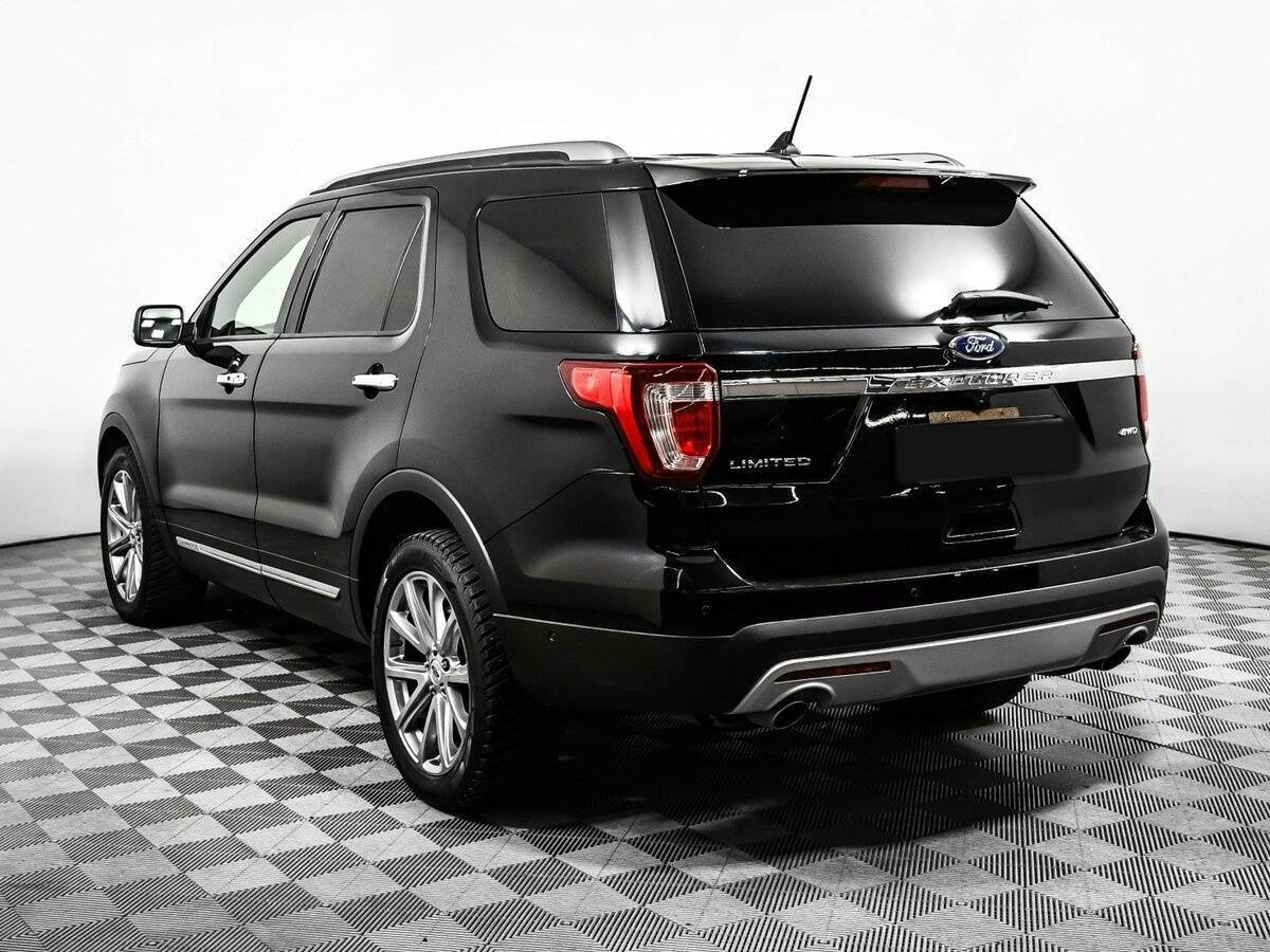 Ford Explorer 2017 года с пробегом. Фото: #6
