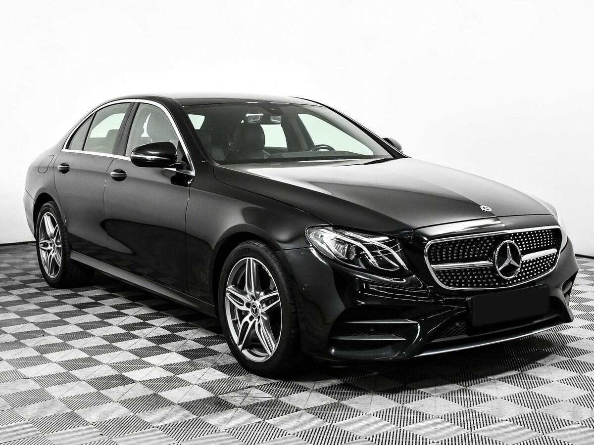 Mercedes-Benz E-Класс 2019 года с пробегом. Фото: #2