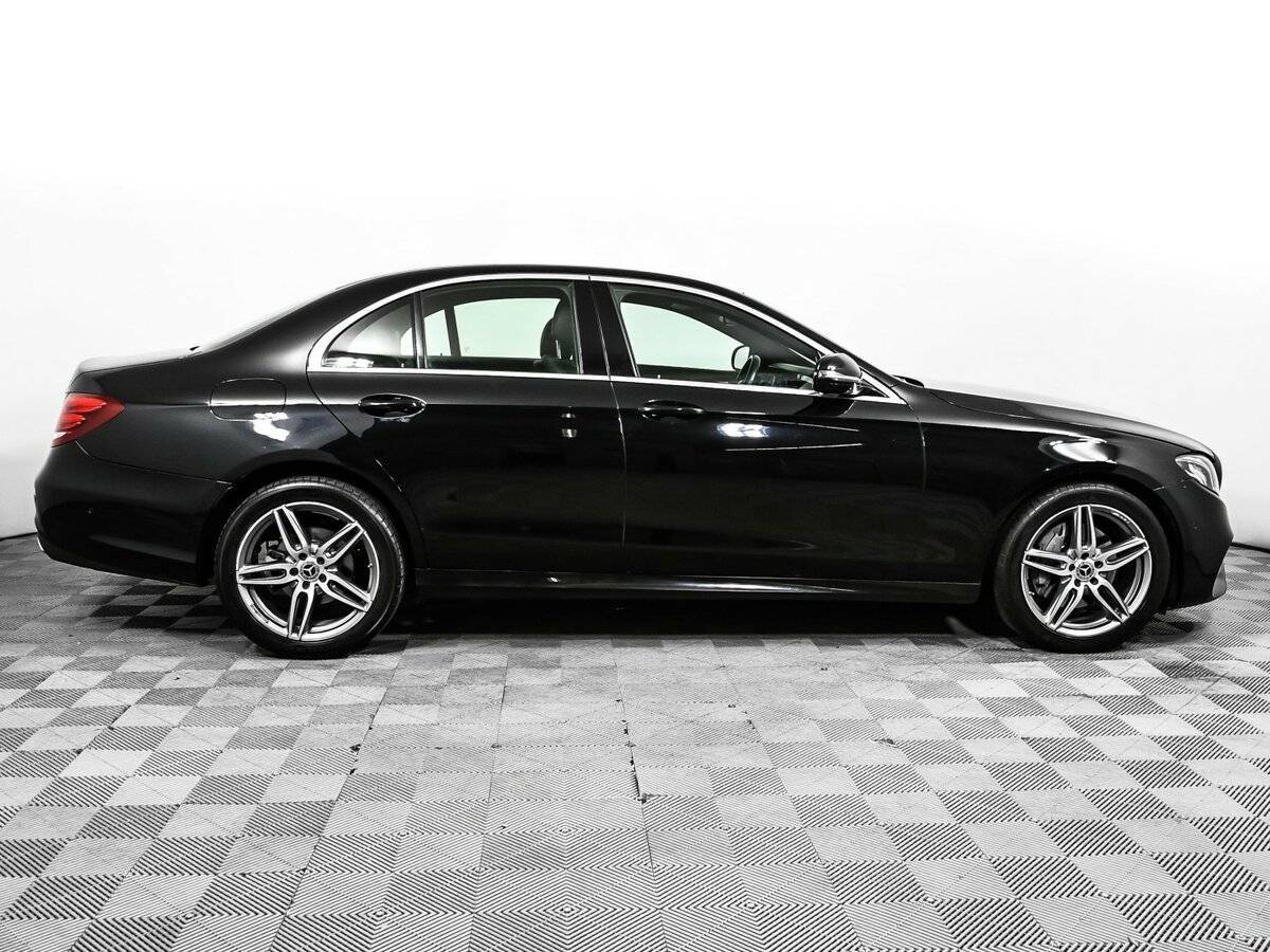 Mercedes-Benz E-Класс 2019 года с пробегом. Фото: #3