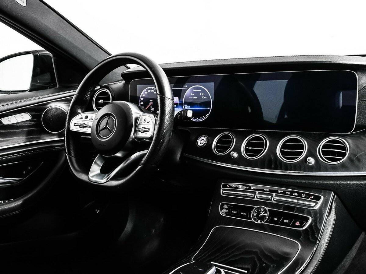 Mercedes-Benz E-Класс 2019 года с пробегом. Фото: #8