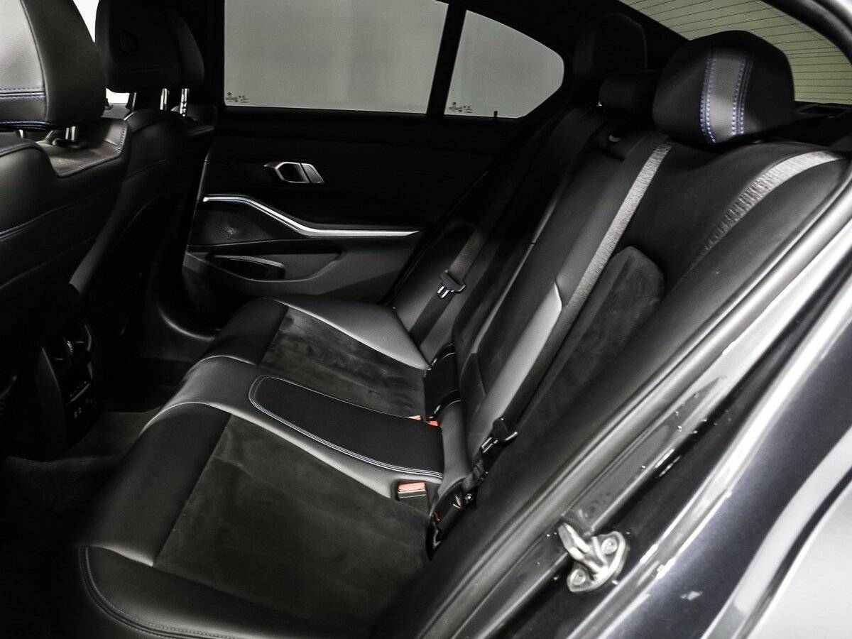 BMW 3 серии 2019 года с пробегом. Фото: #13