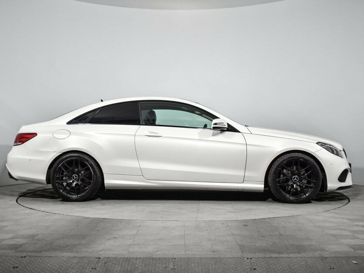 Mercedes-Benz E-Класс 2015 года с пробегом. Фото: #3