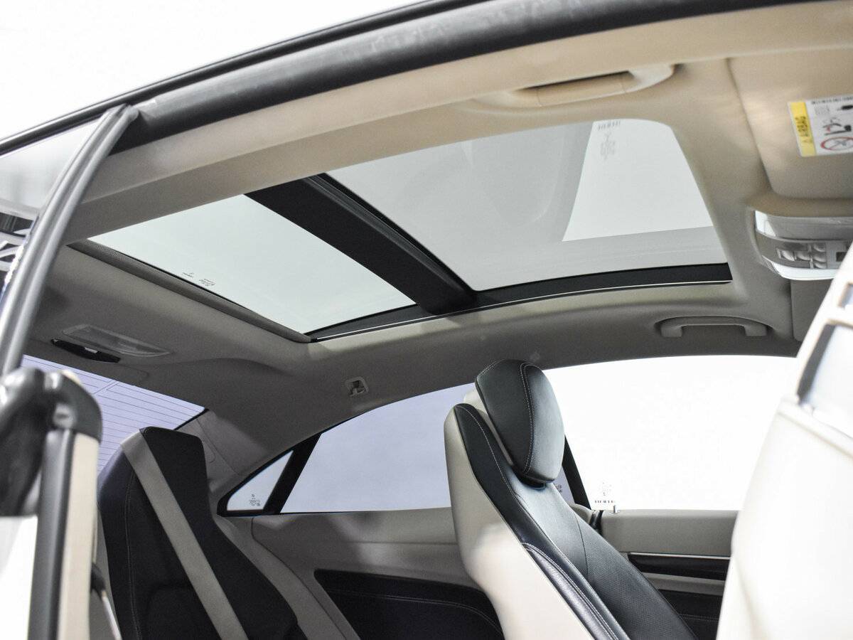 Mercedes-Benz E-Класс 2015 года с пробегом. Фото: #21