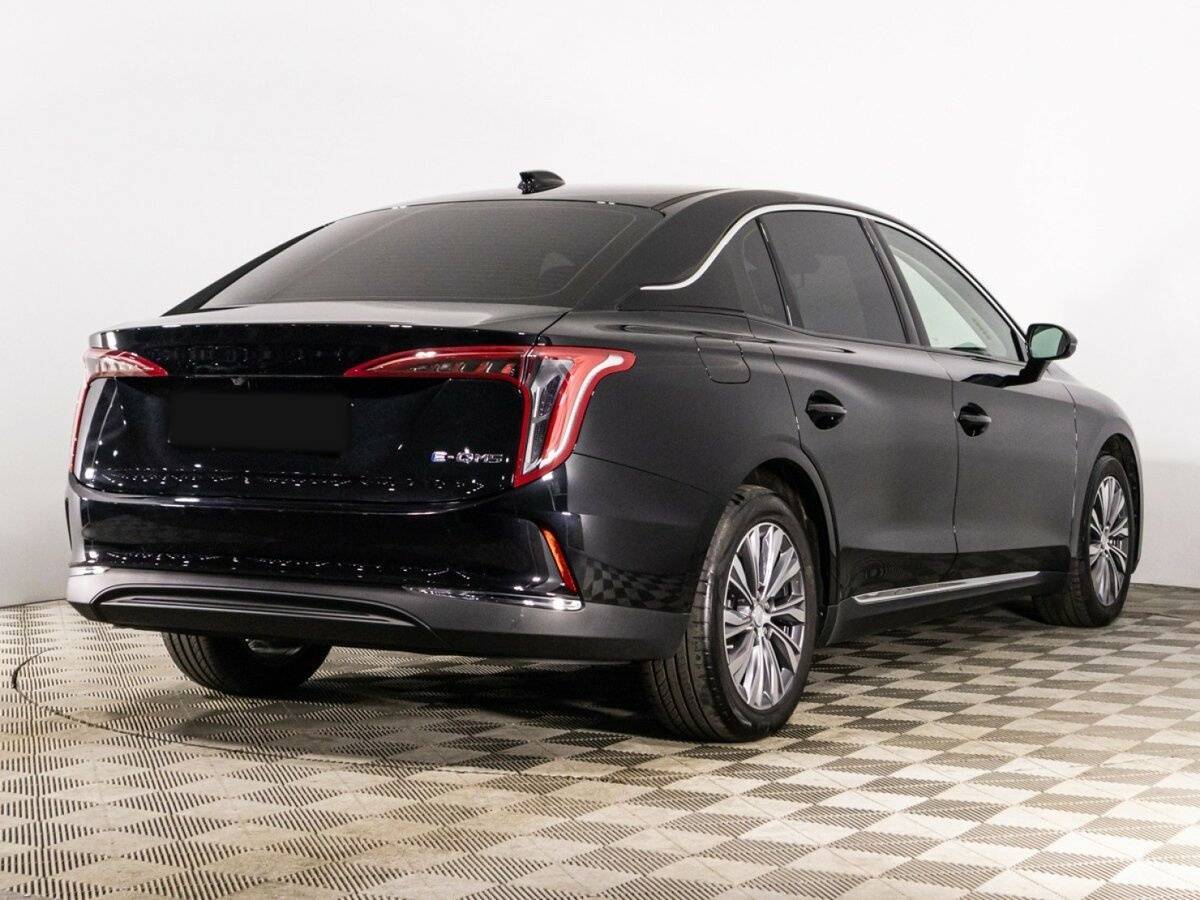 Hongqi E-QM5 2022 года с пробегом. Фото: #4